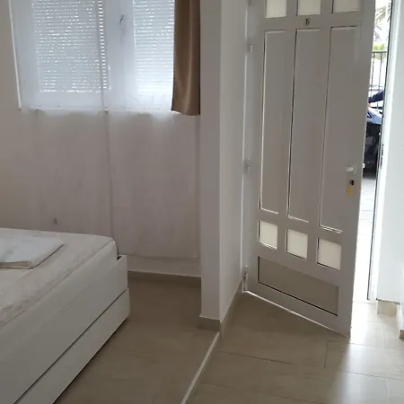 Valentino 3* Split