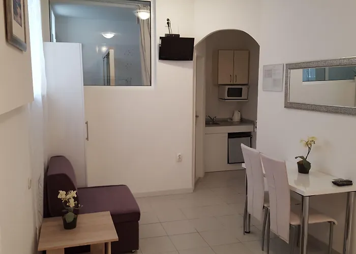 Valentino Guest house 3*