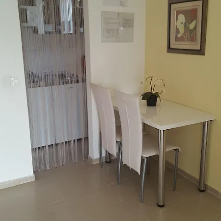 Valentino Gostinjska kuća