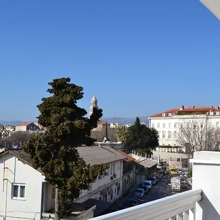 Gostinjska kuća Valentino 3*