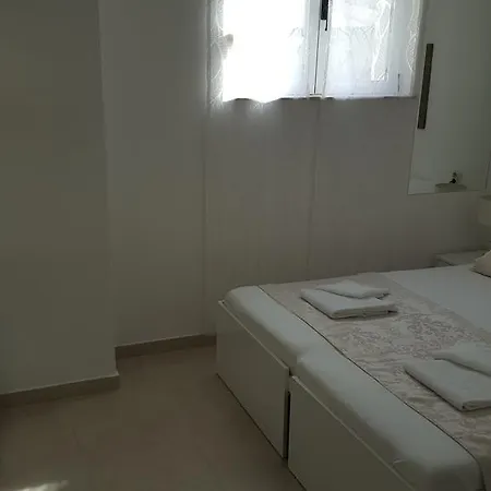 Valentino Gostinjska kuća 3*