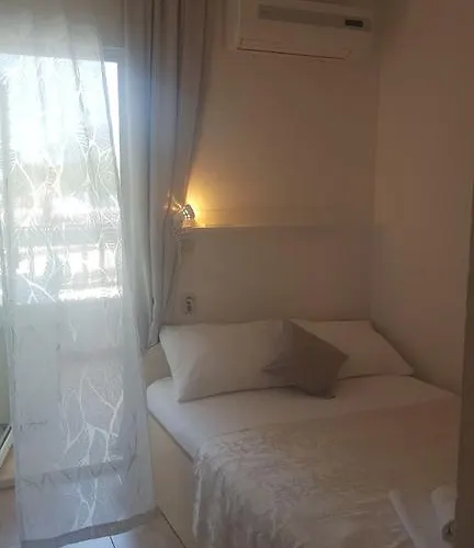 Gasthuis Valentino 3*