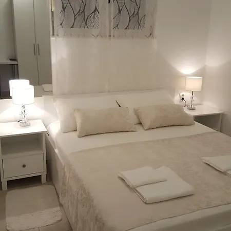 Valentino 3*